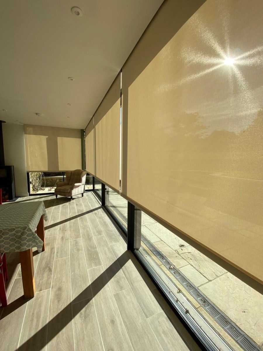 Roller blinds for panoramic windows